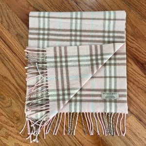 Burberry plaid scarf in pink. 12 x 52